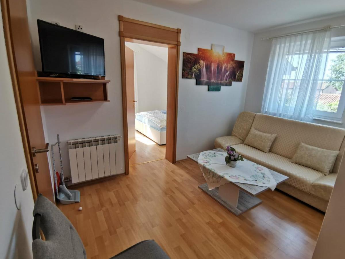 Apartments Toni Poreč Extérieur photo