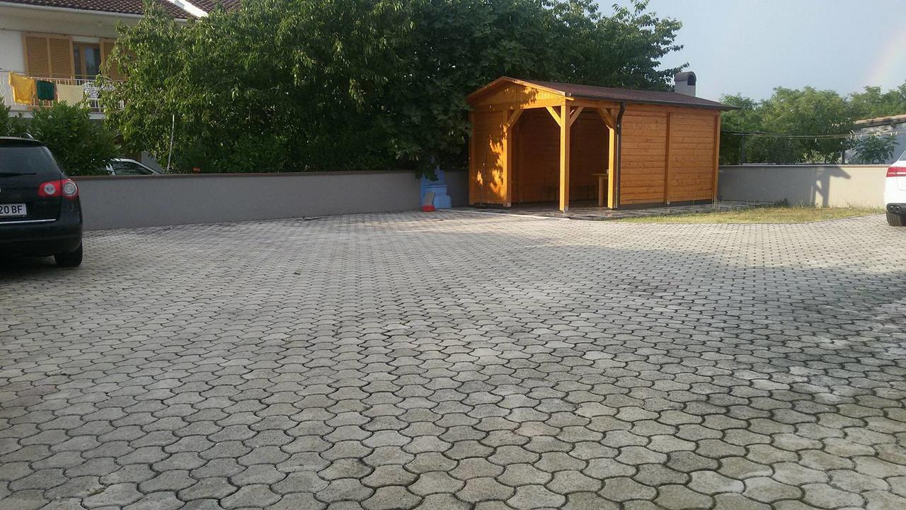 Apartments Toni Poreč Extérieur photo
